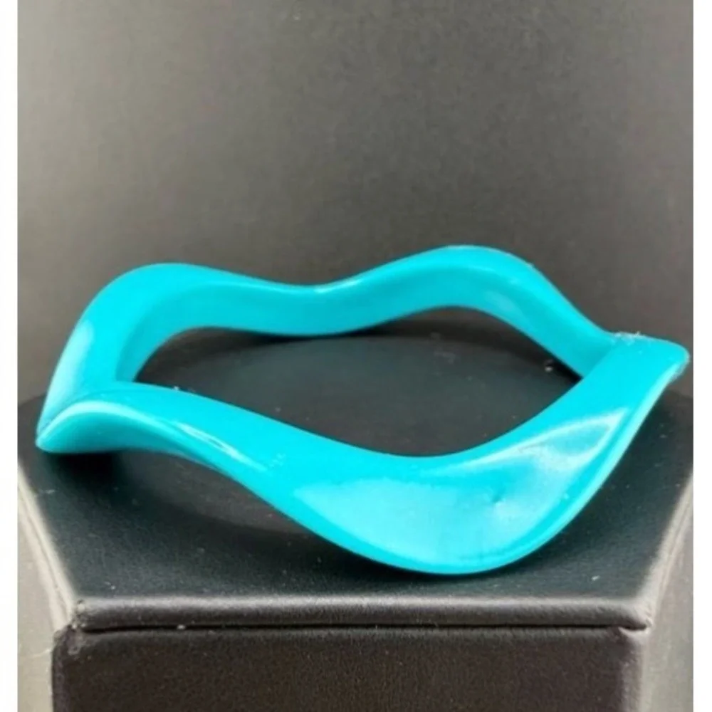 Vintage Bangle Bracelet Wave Acrylic‎ Blue 8